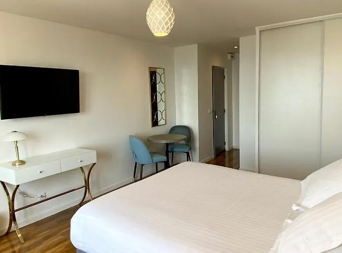 Maison De La Marine 4* 滨海卡涅