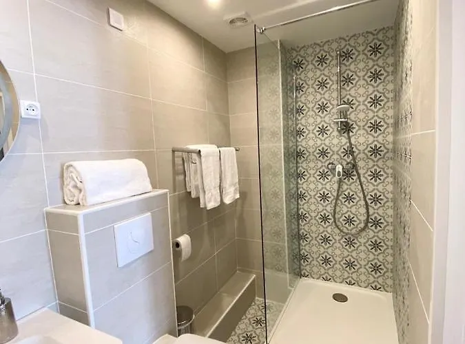 Maison De La Marine בית הארחה 4*